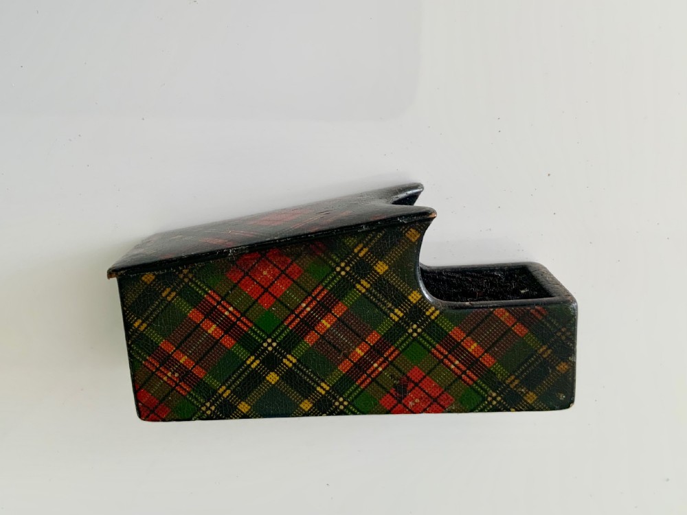 Tartan Ware Pen Wipe View III