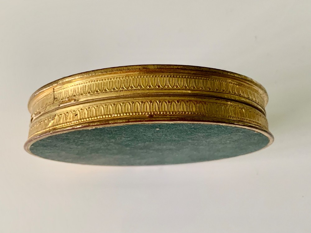 Early 19th Century French Dragee box  View V