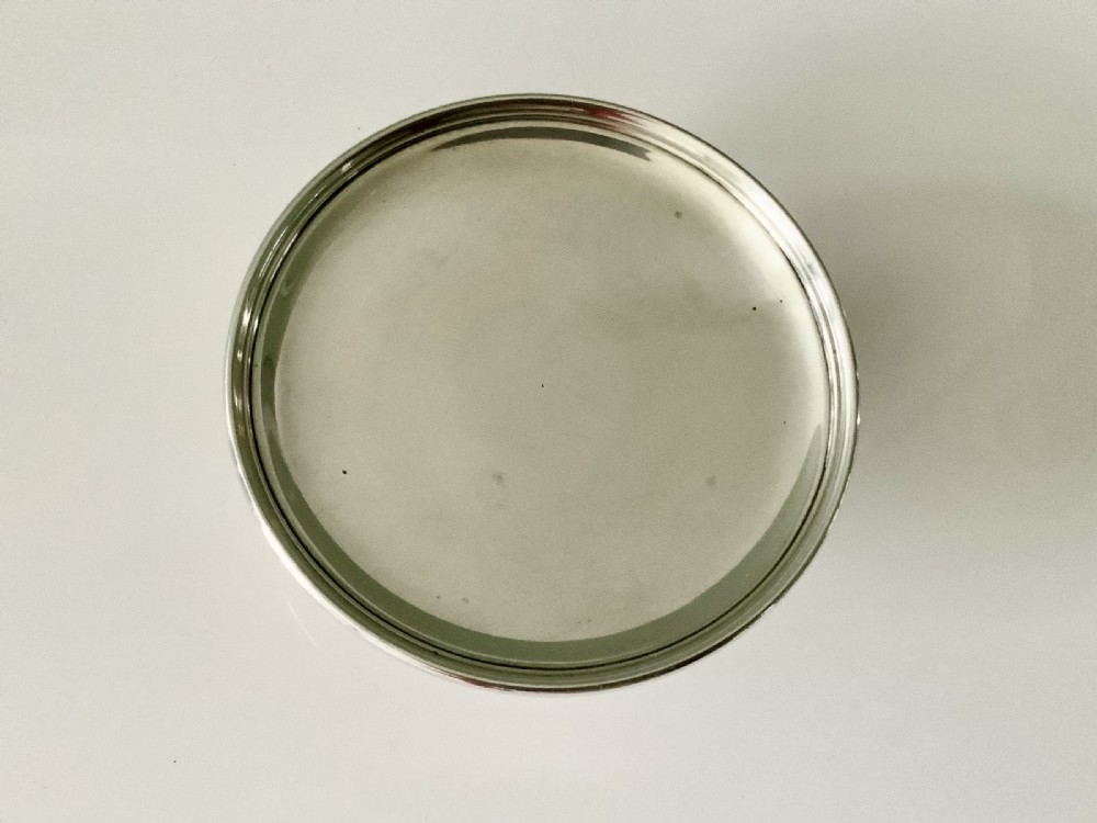 19th century miniature silver tazza View II