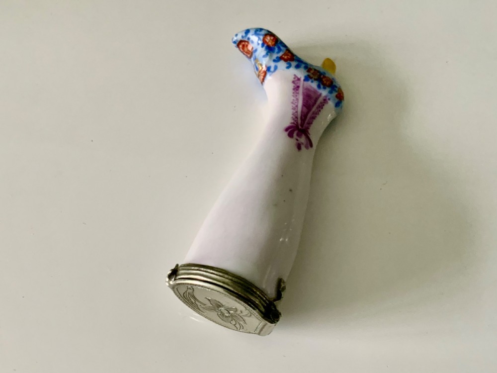 19th century porcelain needle holder View III