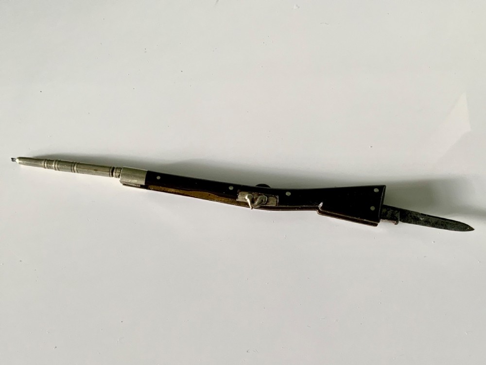 Novelty pencil and knife - Rifle shaped
