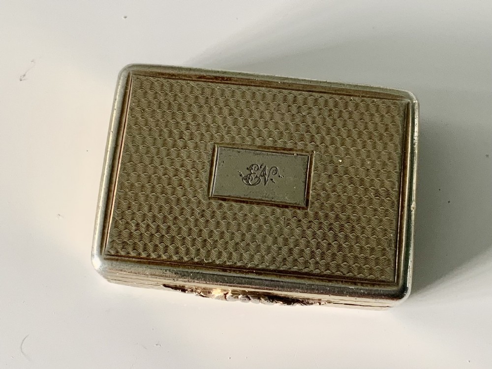 Nathaniel Mills silver gilt vinaigrette