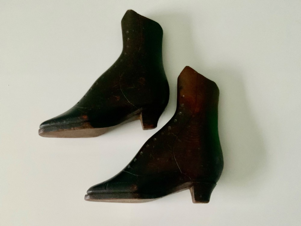 19th Century wooden boots - love tokens View V