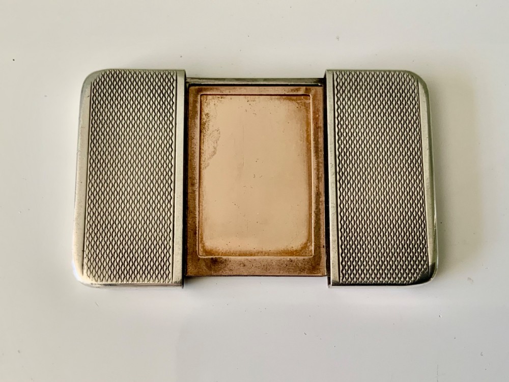 Art Deco DuPont travelling photograph frame View IV
