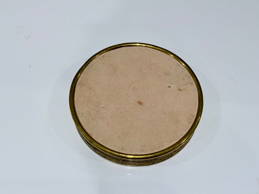 Early 19th century French Dragee box View III
