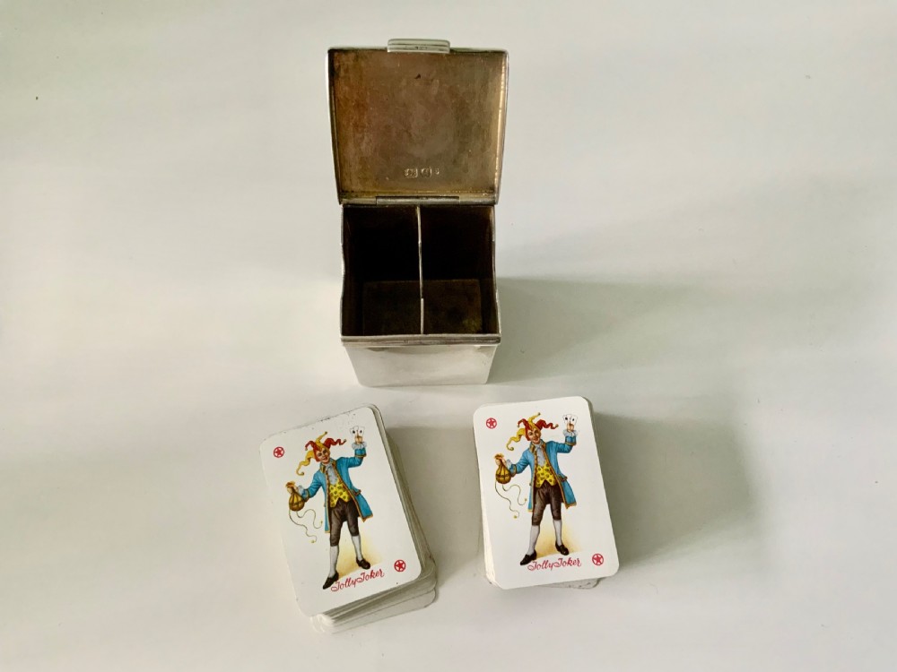 Chester silver box - patience cards  View III