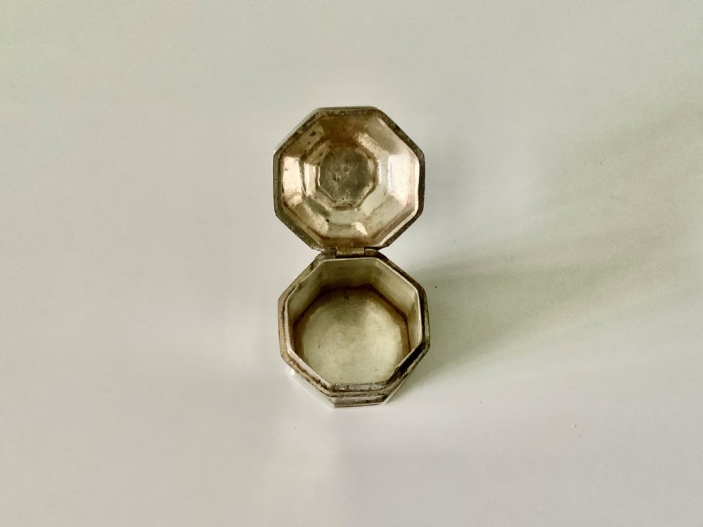 18th century silver octagonal box View X