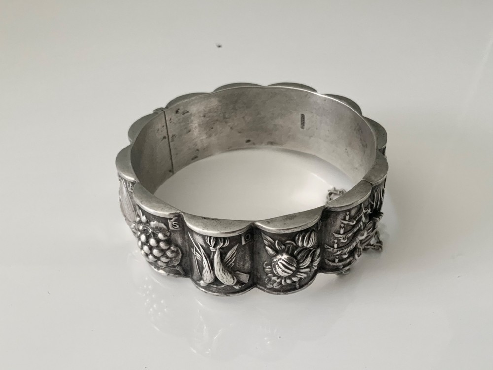 Portuguese silver bangle - months of the year View V