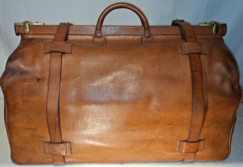 BRASS MOUNTED LEATHER GLADSTONE DOCTORS BAG - ADDITIONAL PHOTO 3