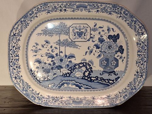 HUGE MINTON BLUE AND WHITE MEAT PLATTER AND DRAINER LONDON GOLDSMITHS COAT OF ARMS C 1820 - ADDITIONAL PHOTO 5