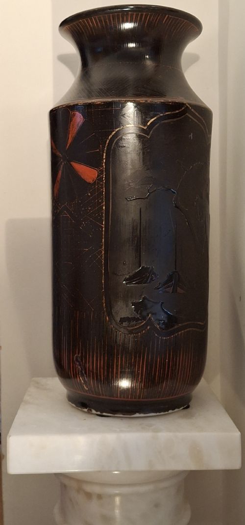 JAPANESE PORCELAIN VASE WITH LACQUER OVERPAINT CIRCA 1880 - ADDITIONAL PHOTO 2