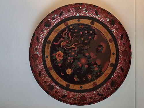 MASTERPIECE HUGE JAPANESE PORCELAIN CHARGER IN TOTAI WITH CINNABAR LACQUER HOO BIRD PHOENIX 51 CM CIRCA 1880 - ADDITIONAL PHOTO 1