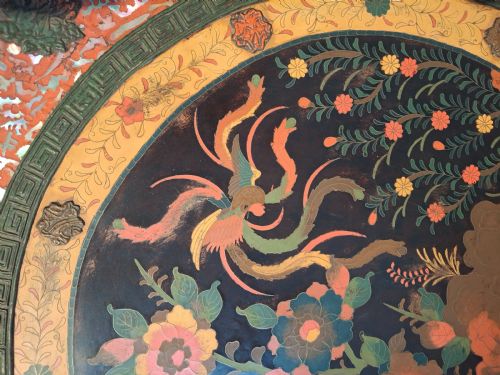 MASTERPIECE HUGE JAPANESE PORCELAIN CHARGER IN TOTAI WITH CINNABAR LACQUER HOO BIRD PHOENIX 51 CM CIRCA 1880 - ADDITIONAL PHOTO 9