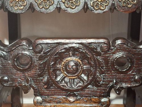 RARE LARGE GOTHIC CARVED CHAIR CIRCA 1800 - ADDITIONAL PHOTO 5