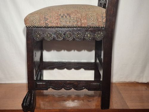 RARE LARGE GOTHIC CARVED CHAIR CIRCA 1800 - ADDITIONAL PHOTO 9