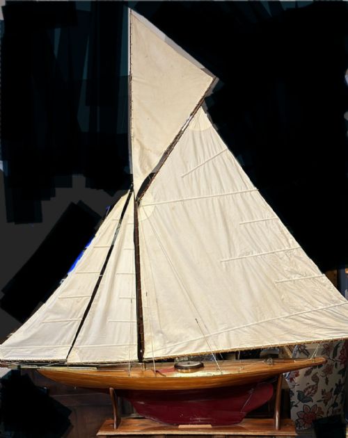 huge hand built racing pond yacht circa 1900 - CATEGORY: ANTIQUE MISCELLANEOUS - DATED 1900