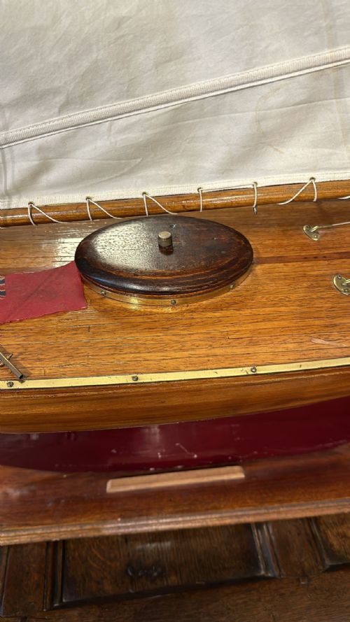HUGE HAND BUILT RACING POND YACHT CIRCA 1900 - ADDITIONAL PHOTO 4