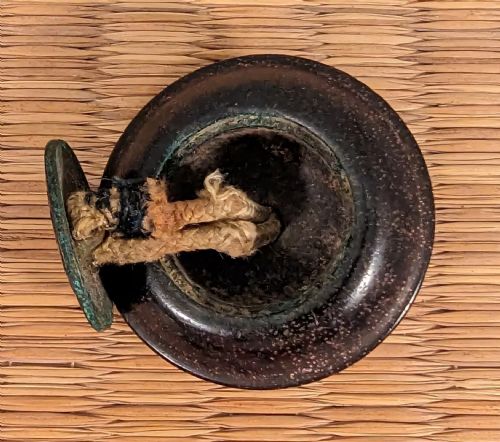 JAPANESE EDO WOOD AND CHAMPLEVE CLOISONNE ENAMEL NETSUKE MANJU KAGAMIBUTA CADUCEUS C 1850 - ADDITIONAL PHOTO 5