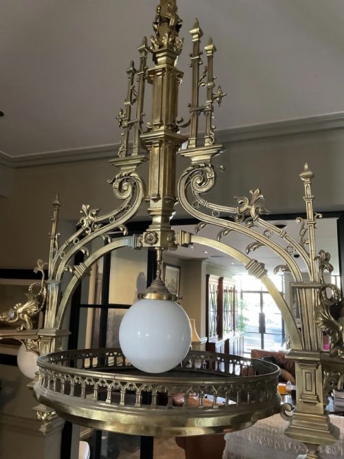 HUGE GOTHIC ARTS AND CRAFTS VICTORIAN BRASS CHANDELIER CIRCA 1880 - ADDITIONAL PHOTO 5