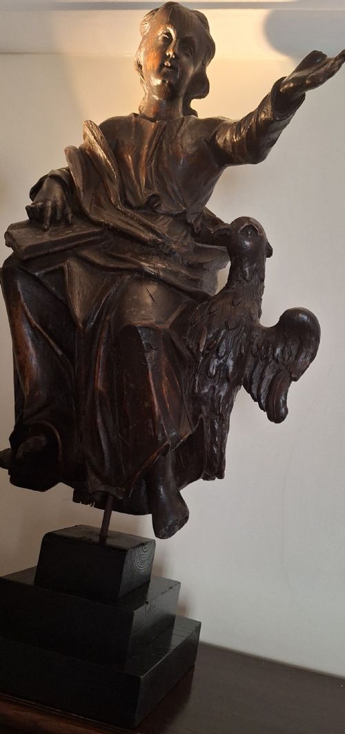 EARLY ECCLESIASTICAL CARVED WOOD STATUE OF SAINT JOHN WITH EAGLE CIRCA 1750 - ADDITIONAL PHOTO 9
