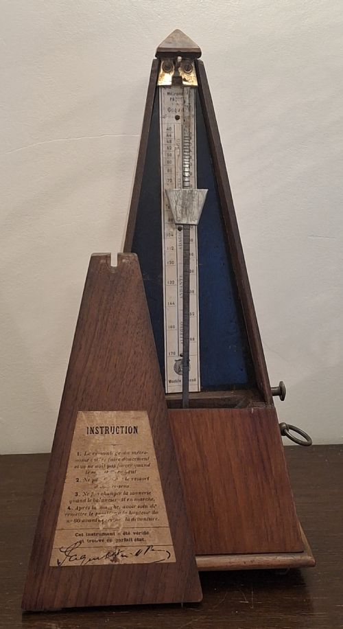 RARE METRONOME IN WALNUT COQUILLE SHELL CIRCA 1910 - ADDITIONAL PHOTO 2