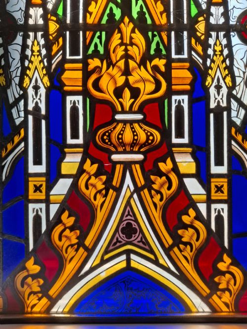 RARE PAIR OF GOTHIC STAINED GLASS PANELS CIRCA 1850 - ADDITIONAL PHOTO 4