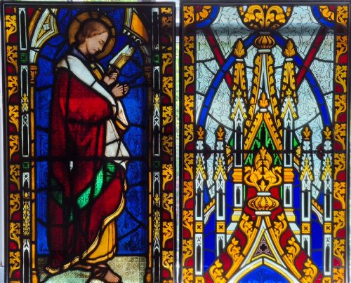 RARE PAIR OF GOTHIC STAINED GLASS PANELS CIRCA 1850 - ADDITIONAL PHOTO 12