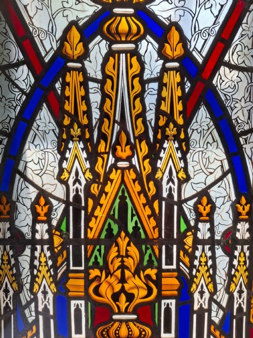 RARE PAIR OF GOTHIC STAINED GLASS PANELS CIRCA 1850 - ADDITIONAL PHOTO 3