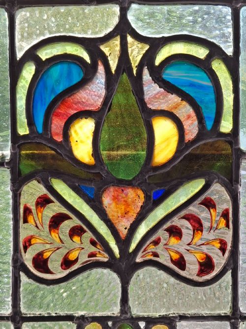 PAIR OF EDWARDIAN STAINED GLASS WINDOWS CIRCA 1910 - ADDITIONAL PHOTO 4