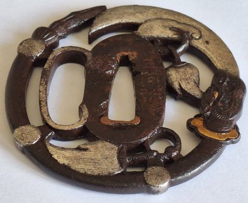 RARE JAPANESE IRON TSUBA GUARD POLEARM OF GUAN YU DRAGON SIGNED EDO PERIOD CIRCA 1750 - ADDITIONAL PHOTO 3