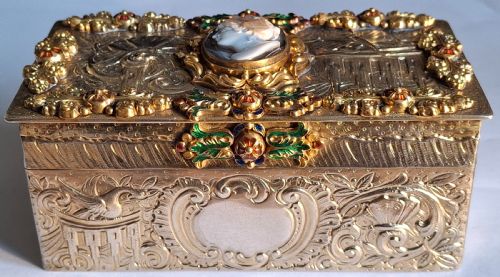 VERY FINE SILVER RENAISSANCE REVIVAL TABLE BOX WITH CAMEO GOLD AND ENAMEL APPLIQUES 1893 - ADDITIONAL PHOTO 5
