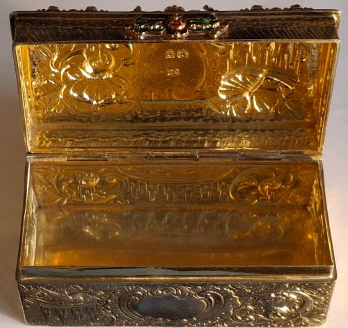 VERY FINE SILVER RENAISSANCE REVIVAL TABLE BOX WITH CAMEO GOLD AND ENAMEL APPLIQUES 1893 - ADDITIONAL PHOTO 7