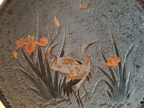 LARGE JAPANESE TOTAI SHIPPO CHARGER CLOISONNE TREE BARK WITH CRANES CIRCA 1890 SIGNED - ADDITIONAL PHOTO 1