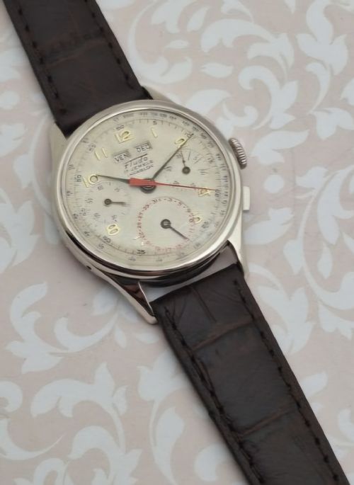 RARE FLUDO CHRONOGRAPH WATCH TRIPLE CALENDAR SWISS MOVEMENT LANDERON 80 CIRCA 1950 - ADDITIONAL PHOTO 4