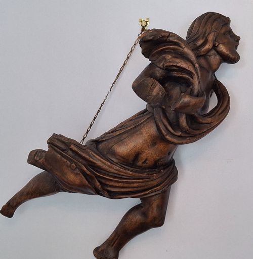 EARLY ECCLESIASTICAL WOOD CARVING OF A CHRIST FIGURE CIRCA 1700 - ADDITIONAL PHOTO 4