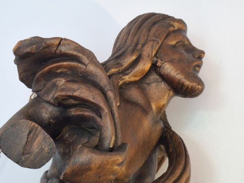 EARLY ECCLESIASTICAL WOOD CARVING OF A CHRIST FIGURE CIRCA 1700 - ADDITIONAL PHOTO 5