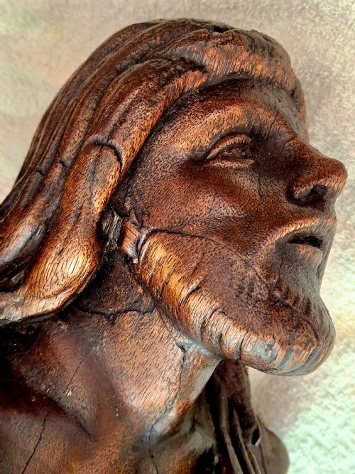 EARLY ECCLESIASTICAL WOOD CARVING OF A CHRIST FIGURE CIRCA 1700 - ADDITIONAL PHOTO 8