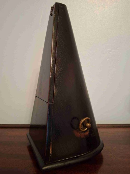 EXTREMELY RARE EBONISED METRONOME COQUILLE SHELL CIRCA 1910 - ADDITIONAL PHOTO 1