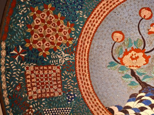 HUGE JAPANESE CLOISONNE ENAMEL CHARGER SPECTACULAR DECORATION CIRCA 1870 - ADDITIONAL PHOTO 4
