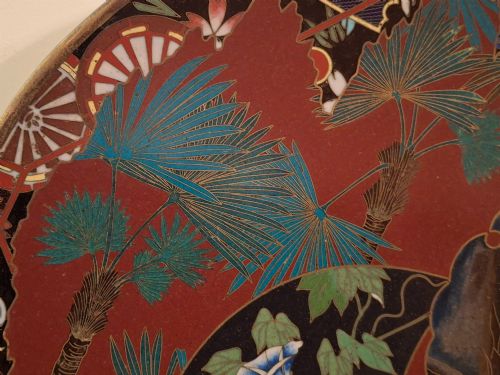 MASTERPIECE JAPANESE CLOISONNE PLATE WITH AUSPICIOUS SYMBOLS CIRCA 1900 - ADDITIONAL PHOTO 8