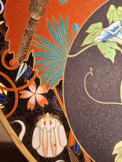 MASTERPIECE JAPANESE CLOISONNE PLATE WITH AUSPICIOUS SYMBOLS CIRCA 1900 - ADDITIONAL PHOTO 12