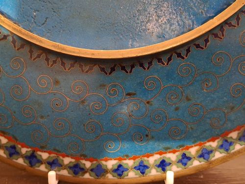 MASTERPIECE JAPANESE CLOISONNE PLATE WITH AUSPICIOUS SYMBOLS CIRCA 1900 - ADDITIONAL PHOTO 14