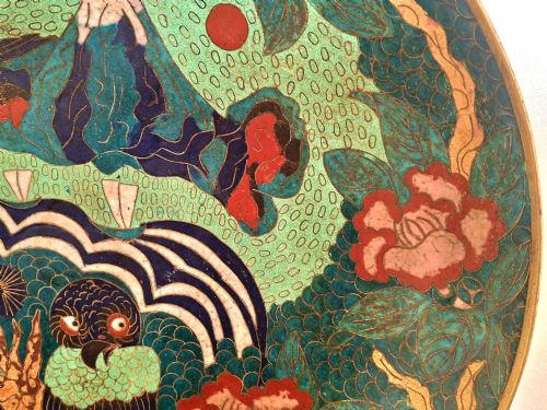 LARGE JAPANESE CLOISONNE ENAMEL CHARGER WITH OWL AND MT FUJI CIRCA 1880 - ADDITIONAL PHOTO 2