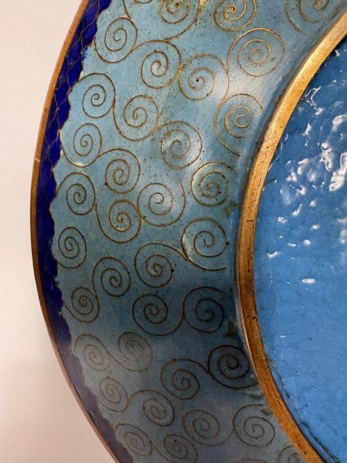 MASTERPIECE JAPANESE CLOISONNE CHARGER CHRYSANTHEMUMS BUTTERFLY AND FROG CIRCA 1890 - ADDITIONAL PHOTO 8