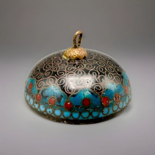 Rare Japanese Cloisonne Enamel Suigaraake / Ashtray. Circa 1900.