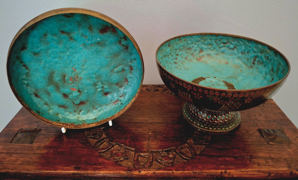 A Japanese cloisonne enamel lidded pedestal bowl showcasing complex geometric wirework patterns on the exterior and a turquoise enamelled interior. View XII