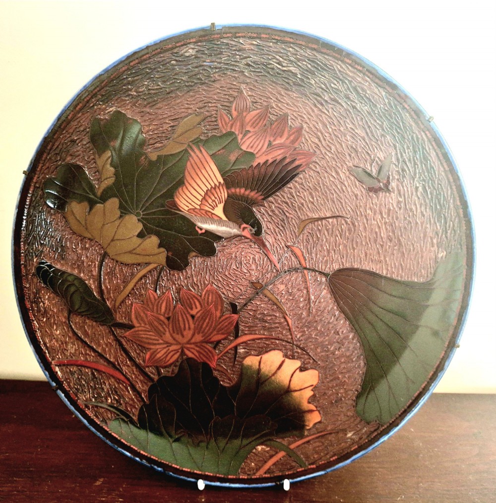 A pair of circular Japanese Totai Shippo porcelain plates depicting birds, lotus flowers, and peonies in polychrome enamel against a textured brown tree bark effect ground. View XIII