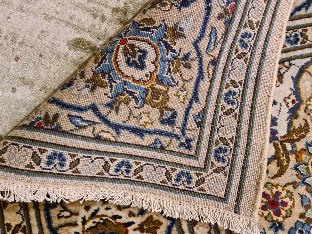 Fine Quality Persian Kashan Carpet View IV