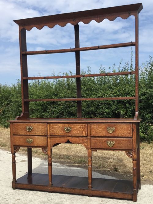 Oak Pot Board Dresser with Open Plate Rack