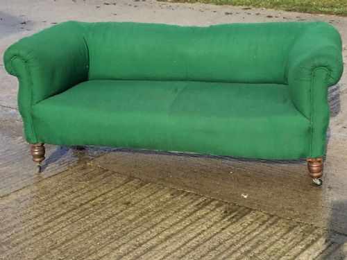 Chesterfield Sofa